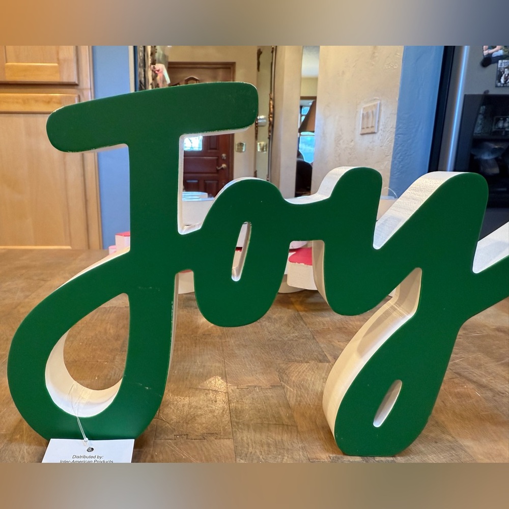 Holiday “Joy” Wooden Decorative Sign Wall Hanging Decor Holiday Home Green JOY